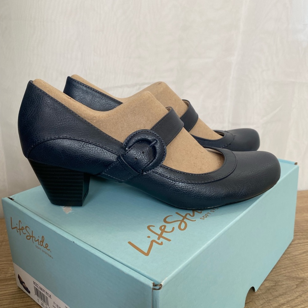 Life Stride soft System Ross, Navy Kylie Size 9.5 W